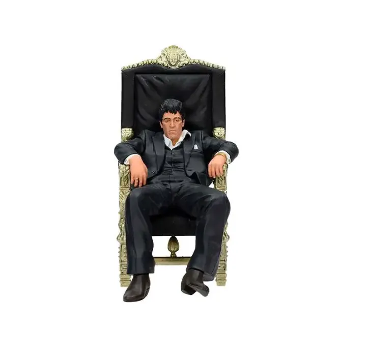Scarface Tony Montana im Sessel PVC Statue 18 cm von SD Toys