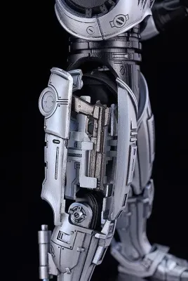 RoboCop MODEROID Modellbausatz 17,5 cm