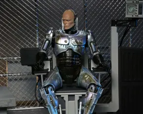 RoboCop Ultimate Battle Damaged Actionfigur mit Chair