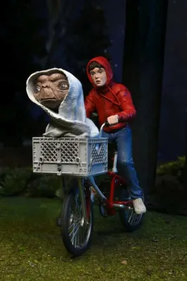 E.T. 40th Anniversary Elliott & E.T. auf dem Fahrrad
