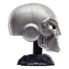 Marvel Legends Roleplay Replica Doctor Doom Premium Helmet 1:1