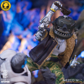 Exclusive Mezco one12 P-40