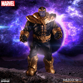 Marvel Universe Actionfigur mit Leuchtfunktion 1/12 Thanos 21 cm