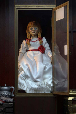 The Conjuring Universe Retro Action Figure Annabelle 20 cm