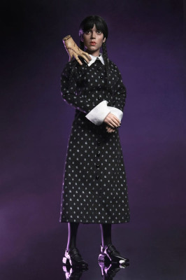 Wednesday (Classic Dress) Actionfigur (20 cm)