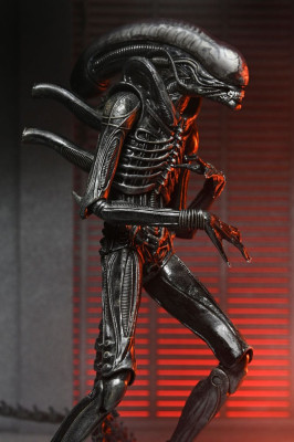 Alien: Romulus Ultimate Xenomorph XX121 Action Figure (18 cm)